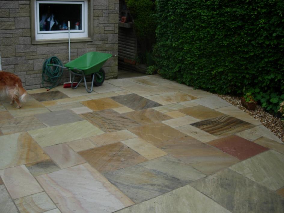 Bradstone Natural Sandstone Paving In Fossil Buff