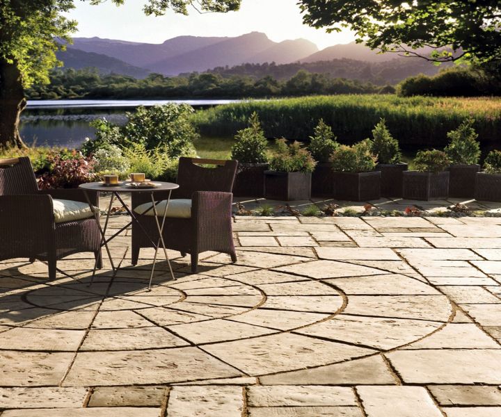 Circular Paving & Paving Circle Kits | Simply Paving